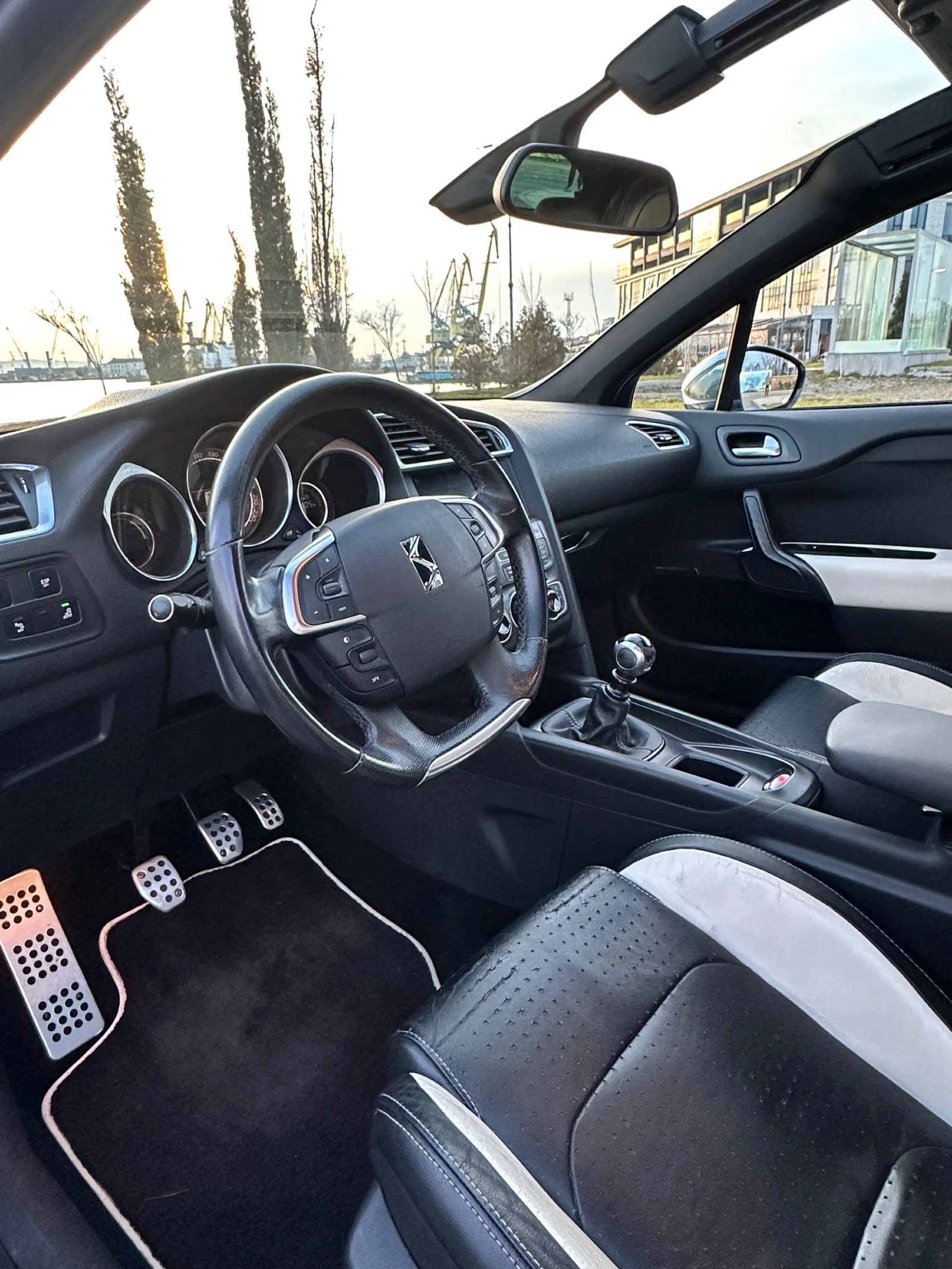 Citroen DS4 2.0HDI 163 SPORT CHIC - изображение 8