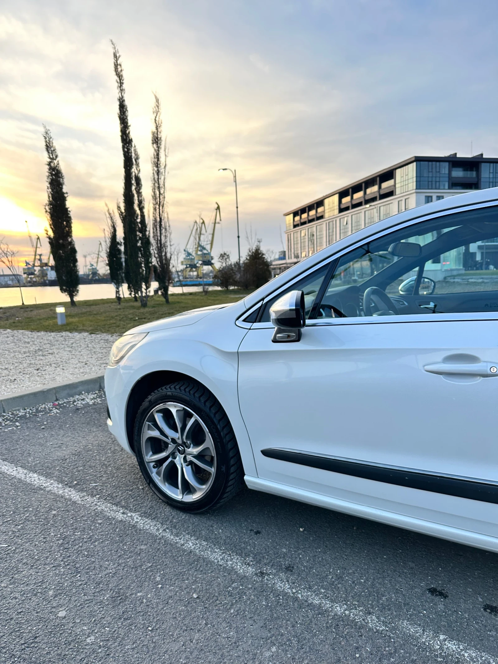 Citroen DS4 2.0HDI 163 SPORT CHIC - изображение 3