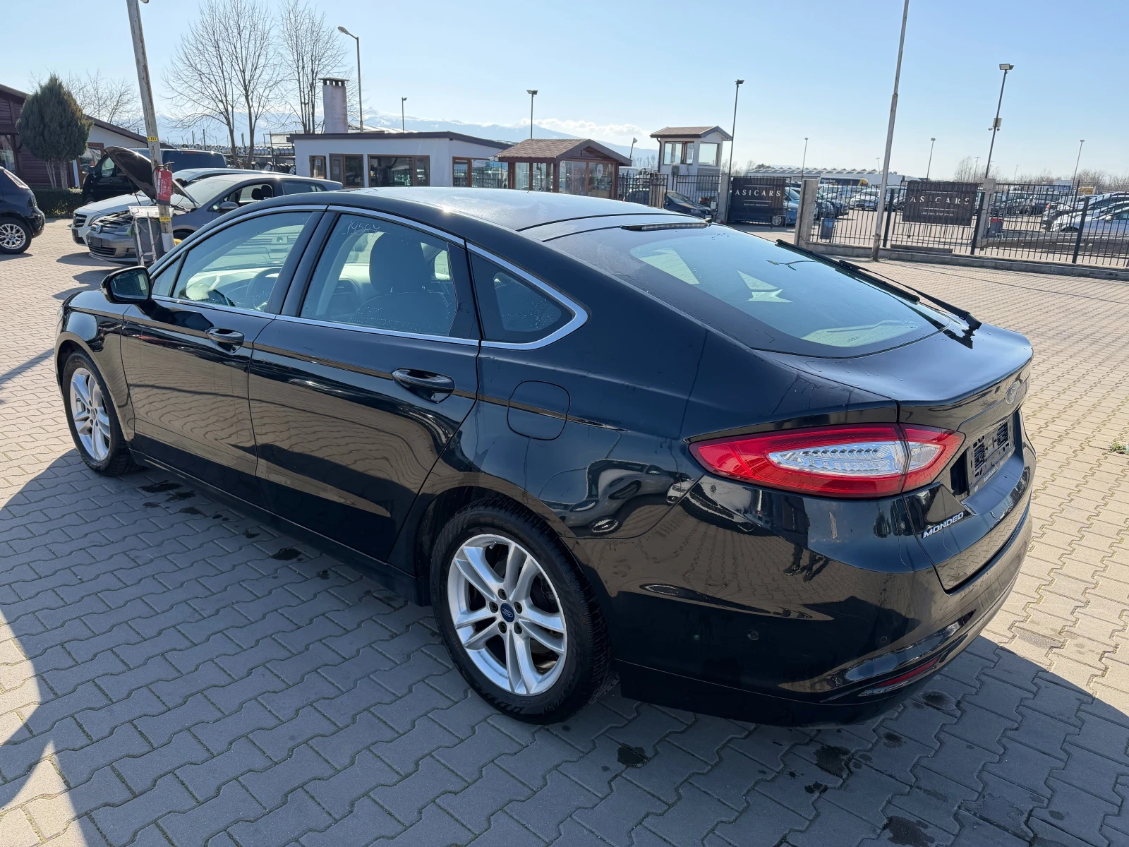 Ford Mondeo 2.0TDCI AVTOMAT/NAVI/KAMERA/KOJA EURO 6, снимка 8 - Автомобили и джипове - 53828833