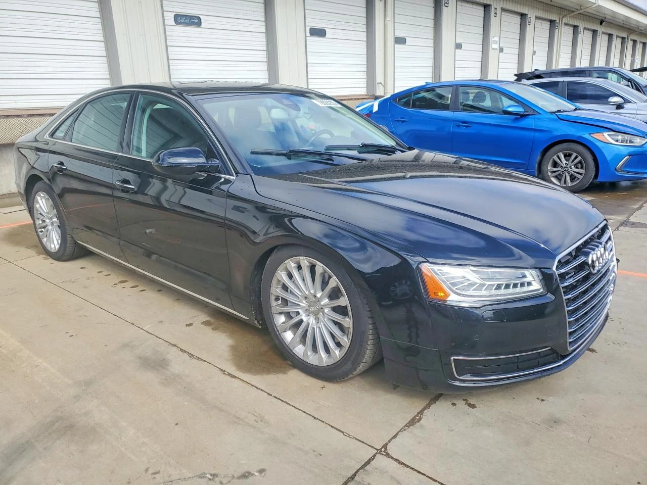 Audi A8, снимка 2 - Автомобили и джипове - 53885218