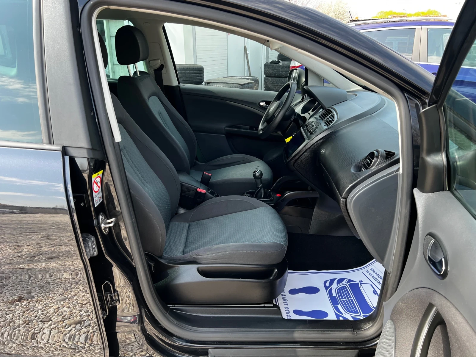 Seat Altea XL 1.9TDI 105PS. SWISS, снимка 11 - Автомобили и джипове - 53974118