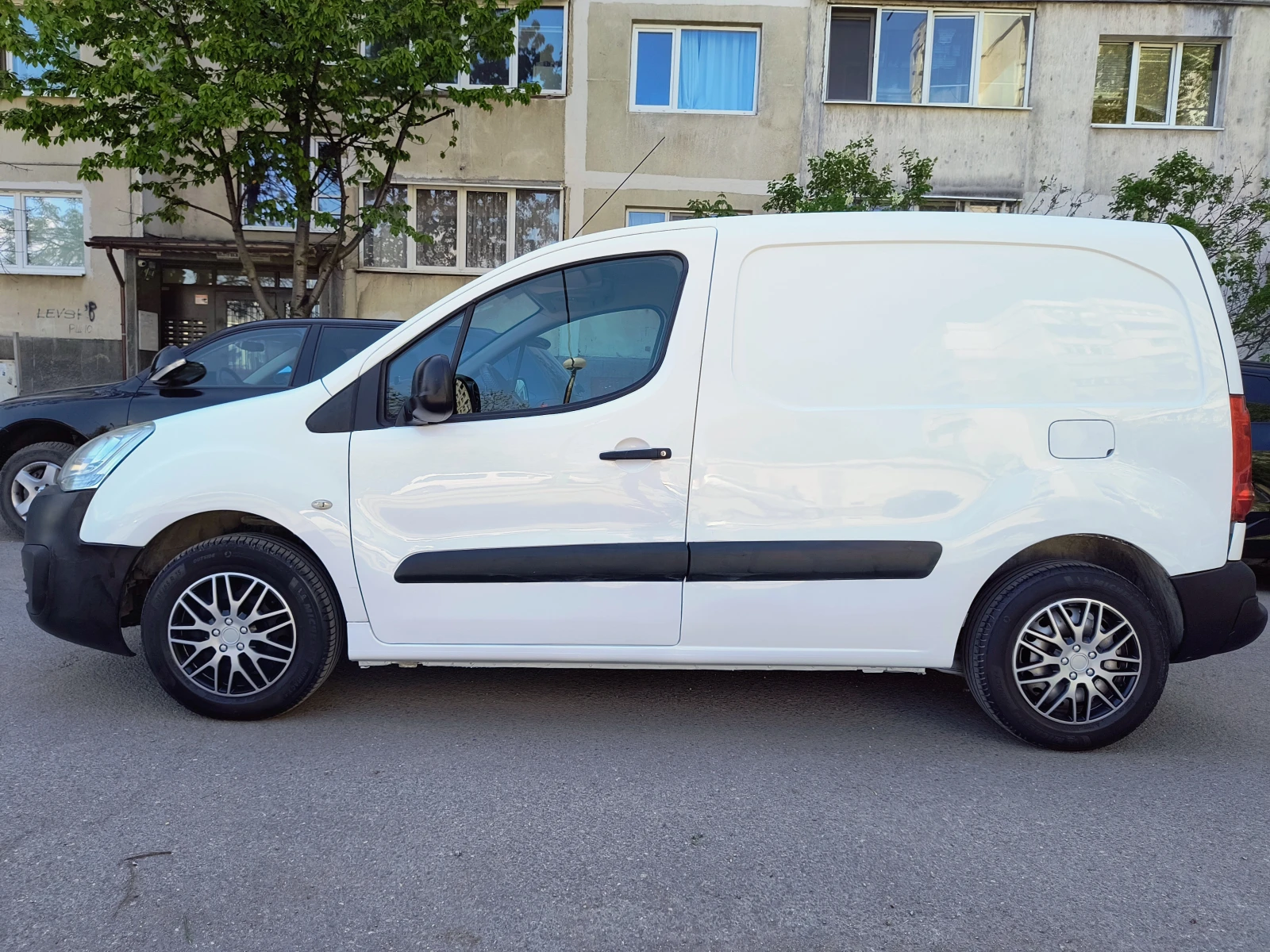 Citroen Berlingo 1.6HDi/KLIMA/2016, снимка 3 - Автомобили и джипове - 54429914