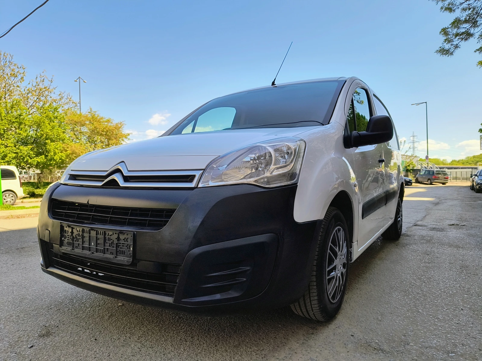 Citroen Berlingo 1.6HDi/KLIMA/2016, снимка 2 - Автомобили и джипове - 54429914