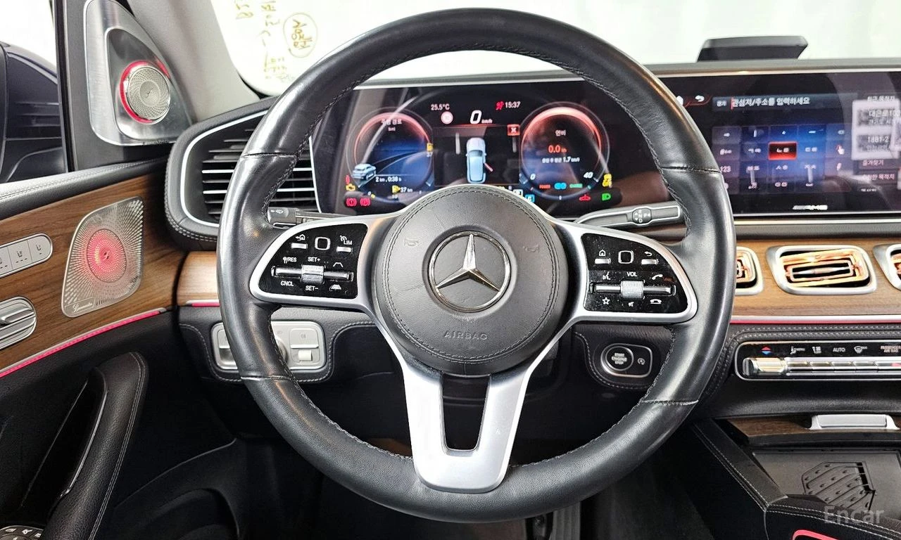 Mercedes-Benz GLE 450 4MATIC* ОБДУХВАНЕ* ПОДГРЕВ* 360 КАМЕРА, снимка 7 - Автомобили и джипове - 54710877