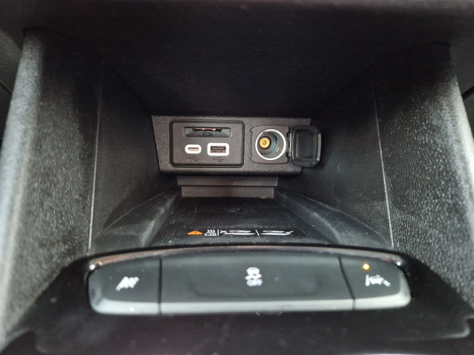 Chevrolet Bolt EUV, снимка 13 - Автомобили и джипове - 54844215