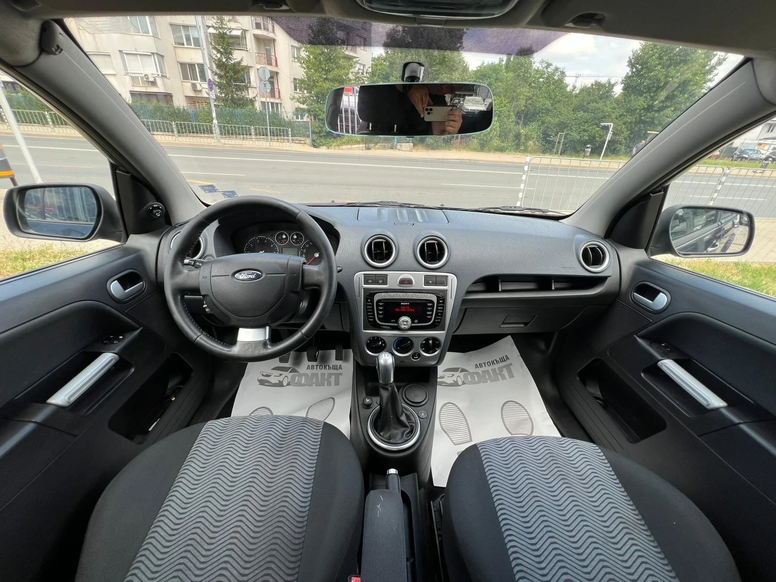 Ford Fusion 1.4i/ГАЗ, снимка 9 - Автомобили и джипове - 55012765