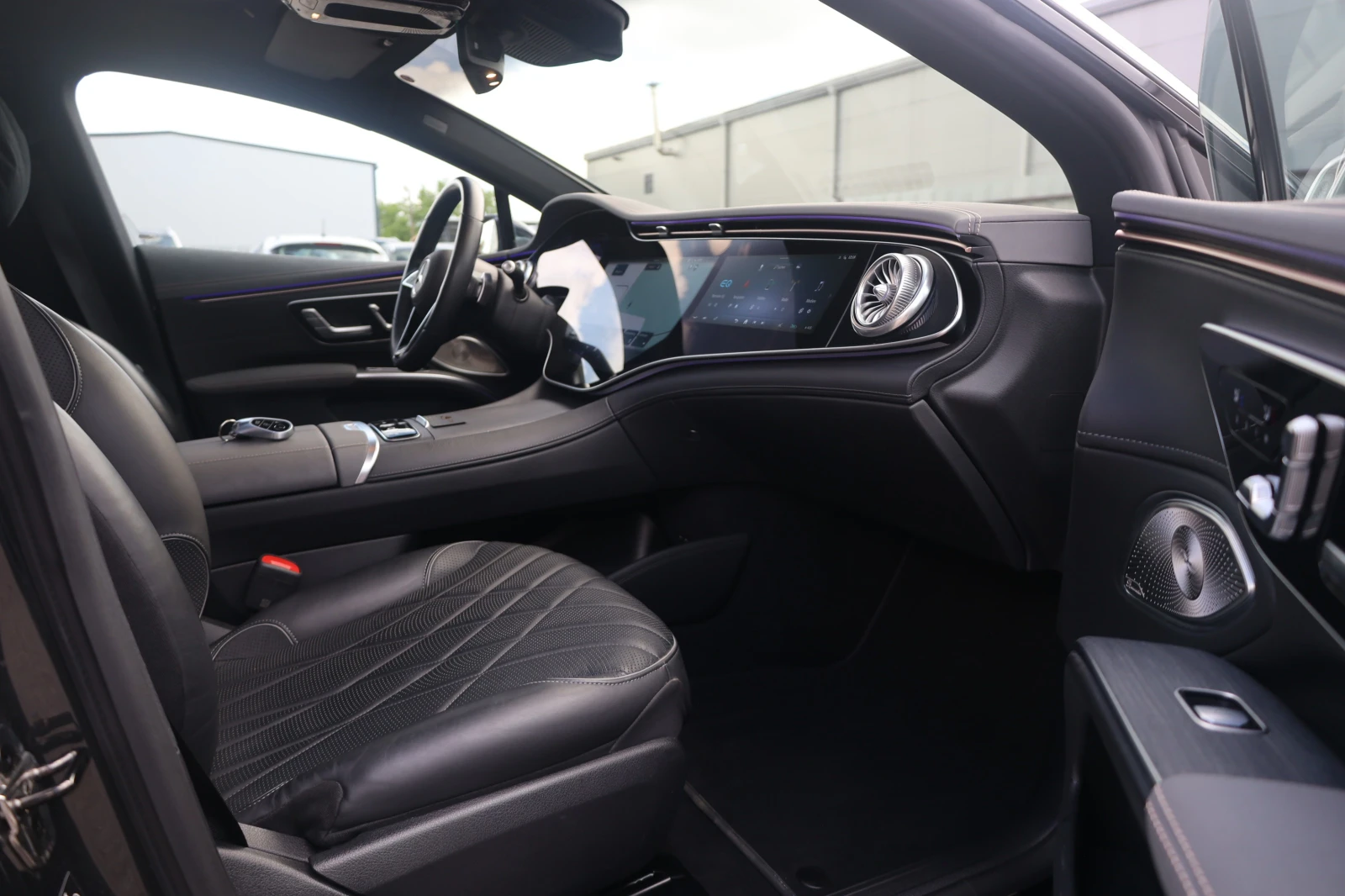 Mercedes-Benz EQS 580 4M AMG AIR 360KAM Pano HyperScre SitzKlim BURM