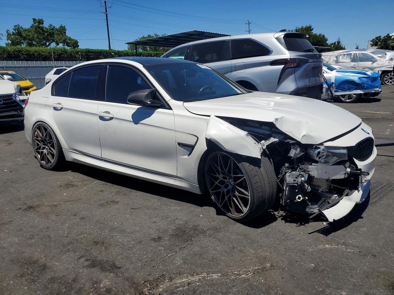 BMW M3 * CARBON* HEAD-UP* CAMERA* HARMAN KARDON* BUY NOW*, снимка 4 - Автомобили и джипове - 55119889