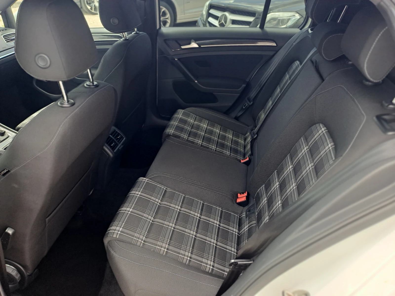VW Golf 2.0 GTD.AVTOMAT.FUL | Mobile.bg � ����������� 13