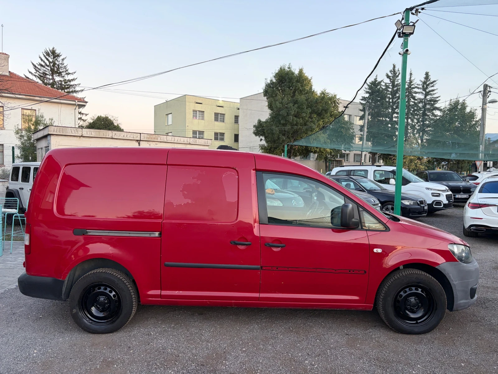VW Caddy Maxi Metan, снимка 3 - Автомобили и джипове - 55669738