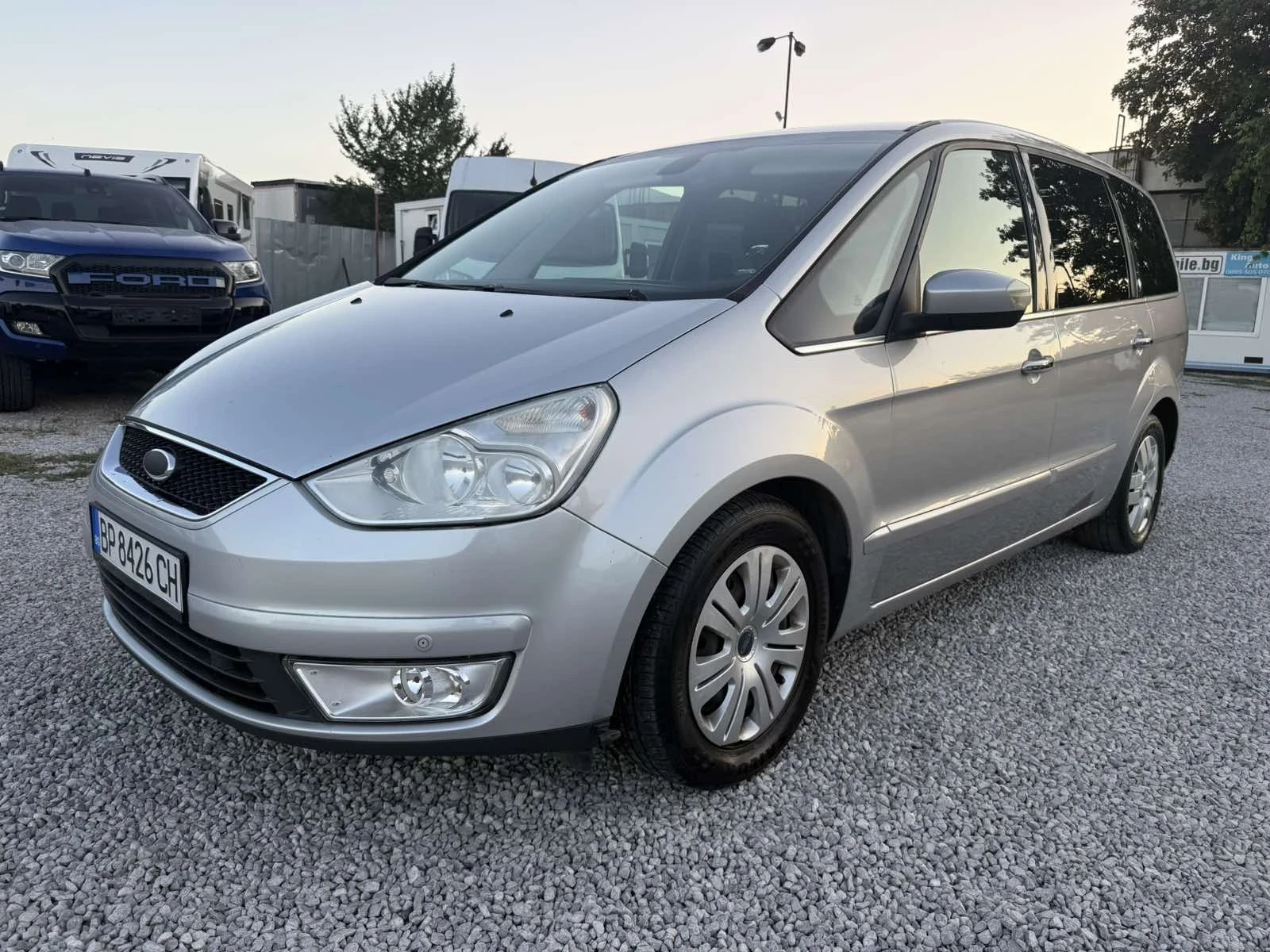 Ford Galaxy 2.0tdi - 140ps / 7 местен / Ghia , снимка 3 - Автомобили и джипове - 55671776