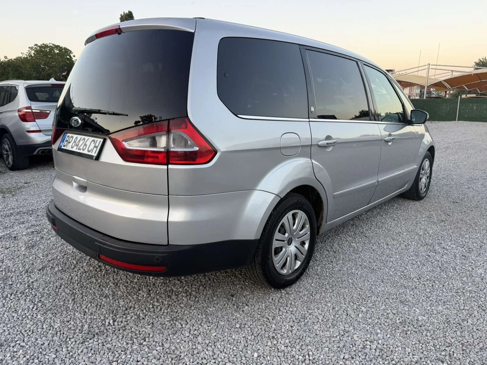 Ford Galaxy 2.0tdi - 140ps / 7 местен / Ghia , снимка 5 - Автомобили и джипове - 55671776