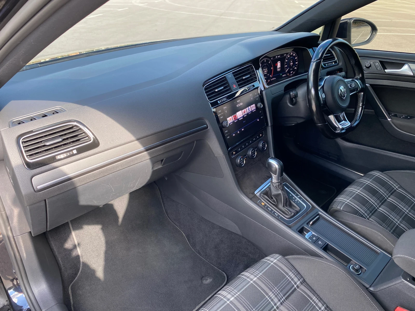 VW Golf GTD, снимка 11 - Автомобили и джипове - 56217555