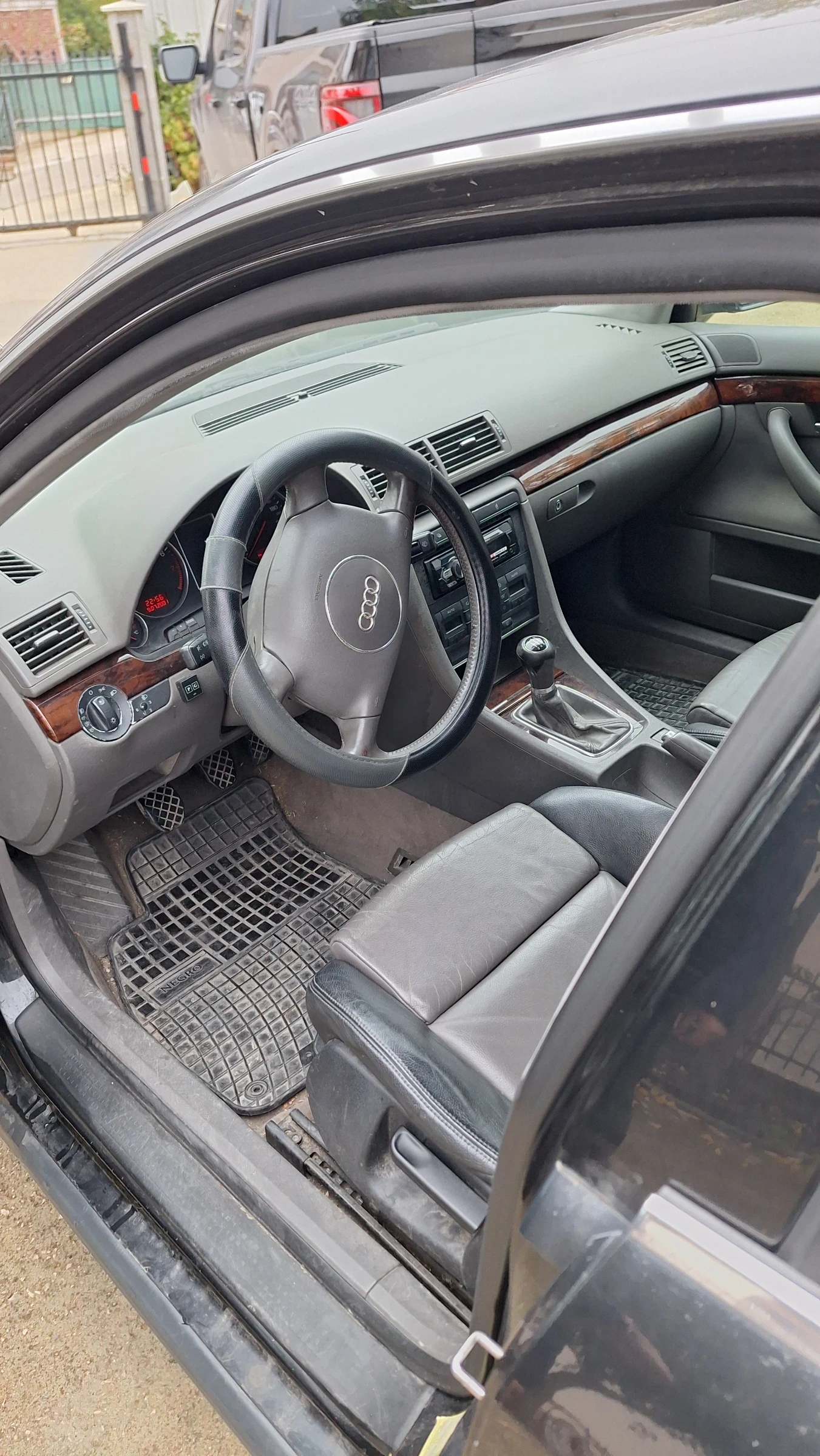 Audi A4 Газ/Бензин , снимка 4 - Автомобили и джипове - 56736768
