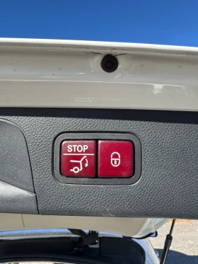 Mercedes-Benz GLC 300 4MATIC | 1 СОБСТВЕНИК | 56 000км | СЕРВИЗНА, снимка 15