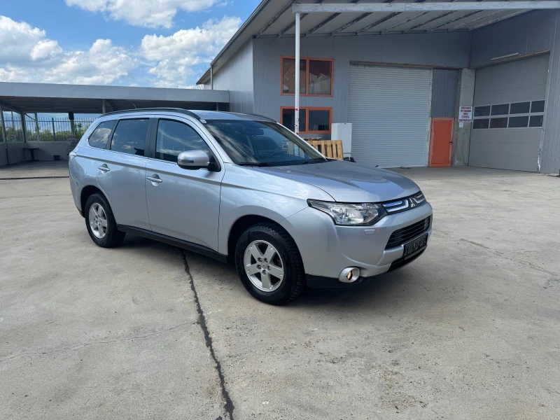Mitsubishi Outlander 2.2Di-D 135800km.100%, снимка 2 - Автомобили и джипове - 50404283