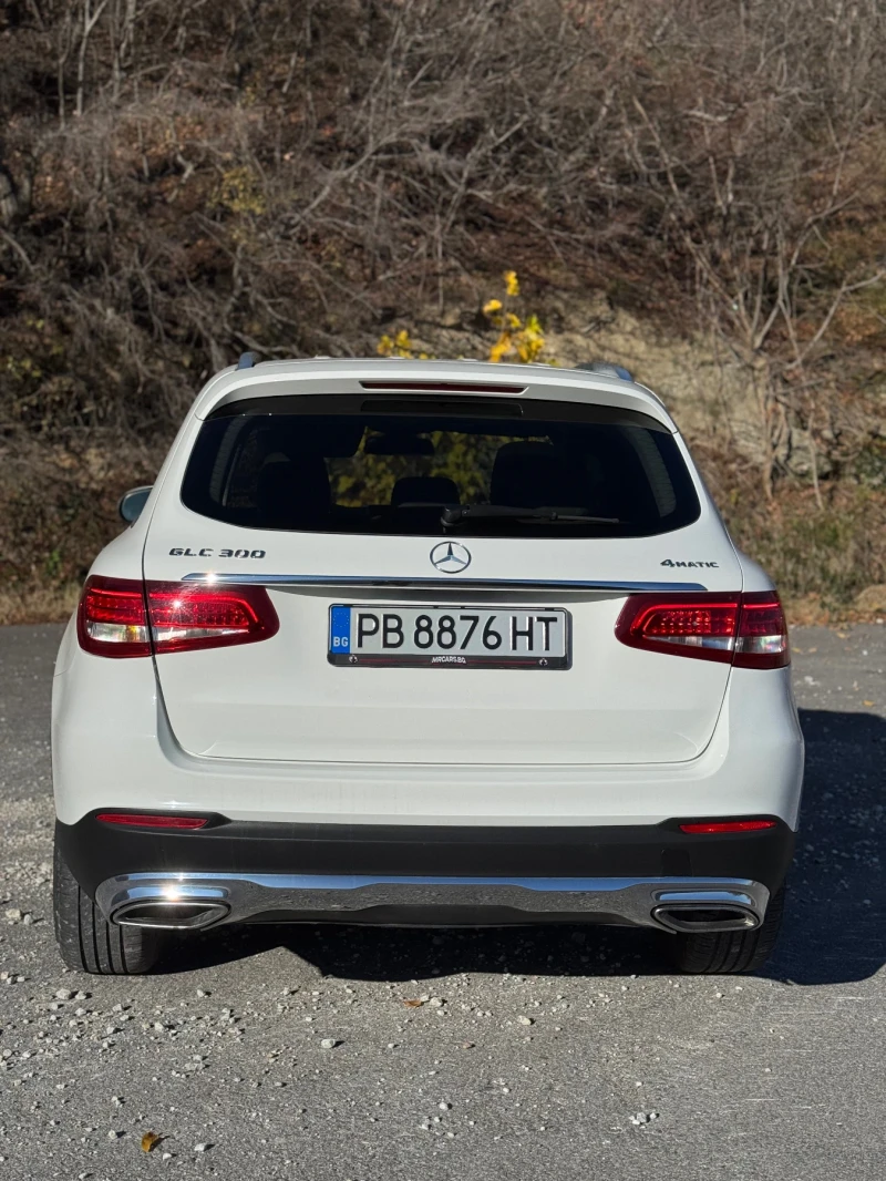 Mercedes-Benz GLC 300 4MATIC | 1 СОБСТВЕНИК | 56 000км | СЕРВИЗНА, снимка 3 - Автомобили и джипове - 52435131