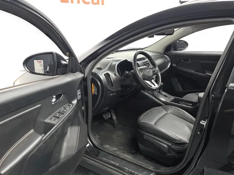 Kia Sportage R 2WD TOP OF THE LINE, снимка 10 - Автомобили и джипове - 55789176