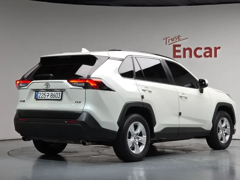Toyota Rav4  2.5 2Wd