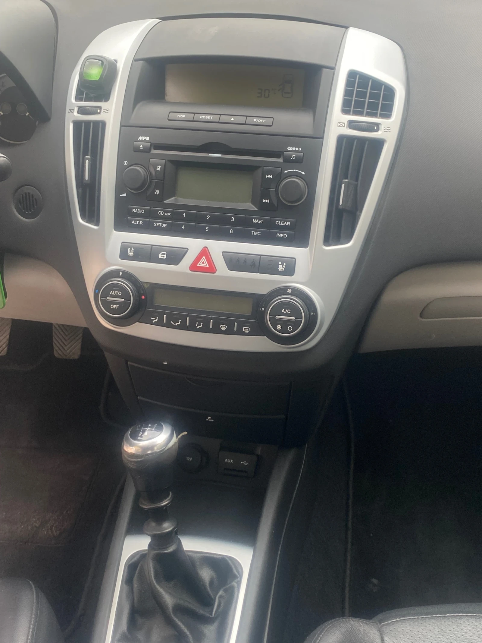 Kia Ceed 2.0i 143  - изображение 8
