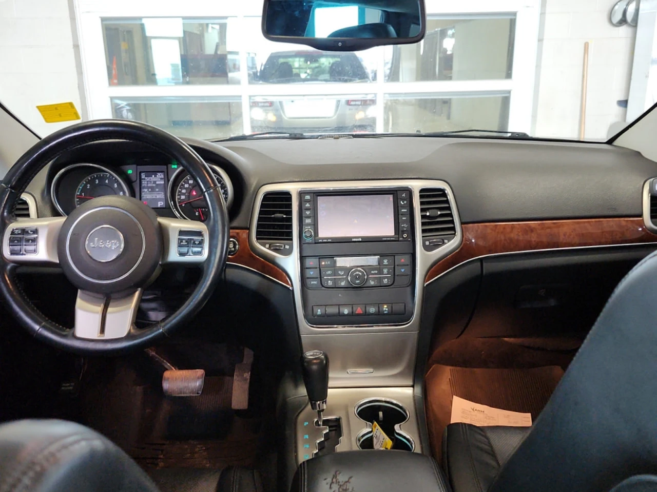 Jeep Grand cherokee AWD * CARFAX * АвтоКредит * Цена до България*  - изображение 7