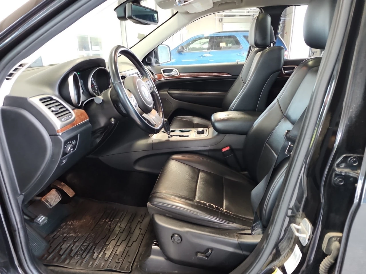 Jeep Grand cherokee AWD * CARFAX * АвтоКредит * Цена до България*  - изображение 6