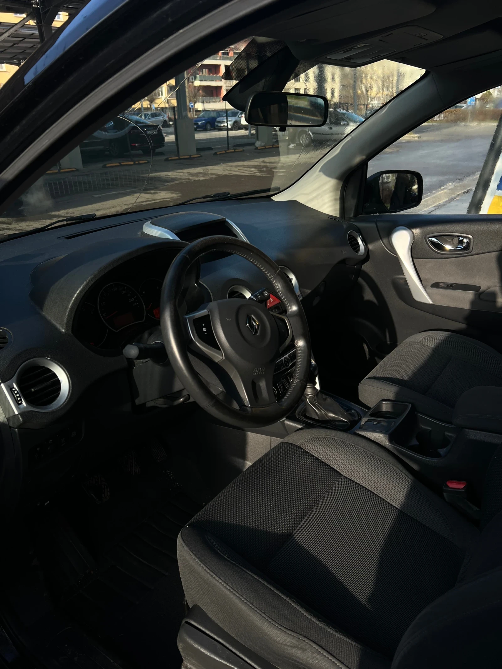 Renault Koleos 2.0 dCi 4x4 - ТОП - изображение 5