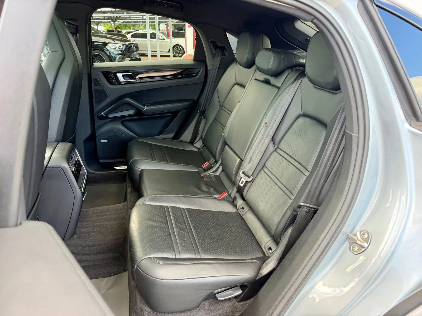Porsche Cayenne COUPE#PLUG-IN HYBRID#MATRIX#SOFTCLOSE#76700KM, снимка 17 - Автомобили и джипове - 54599870