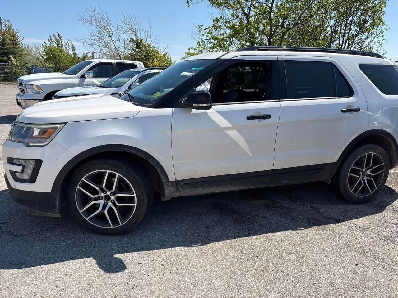 Ford Explorer * Sport * CARFAX * БЕЗ ПЪРВОНАЧАЛНА ВНОСКА, снимка 2 - Автомобили и джипове - 54677535