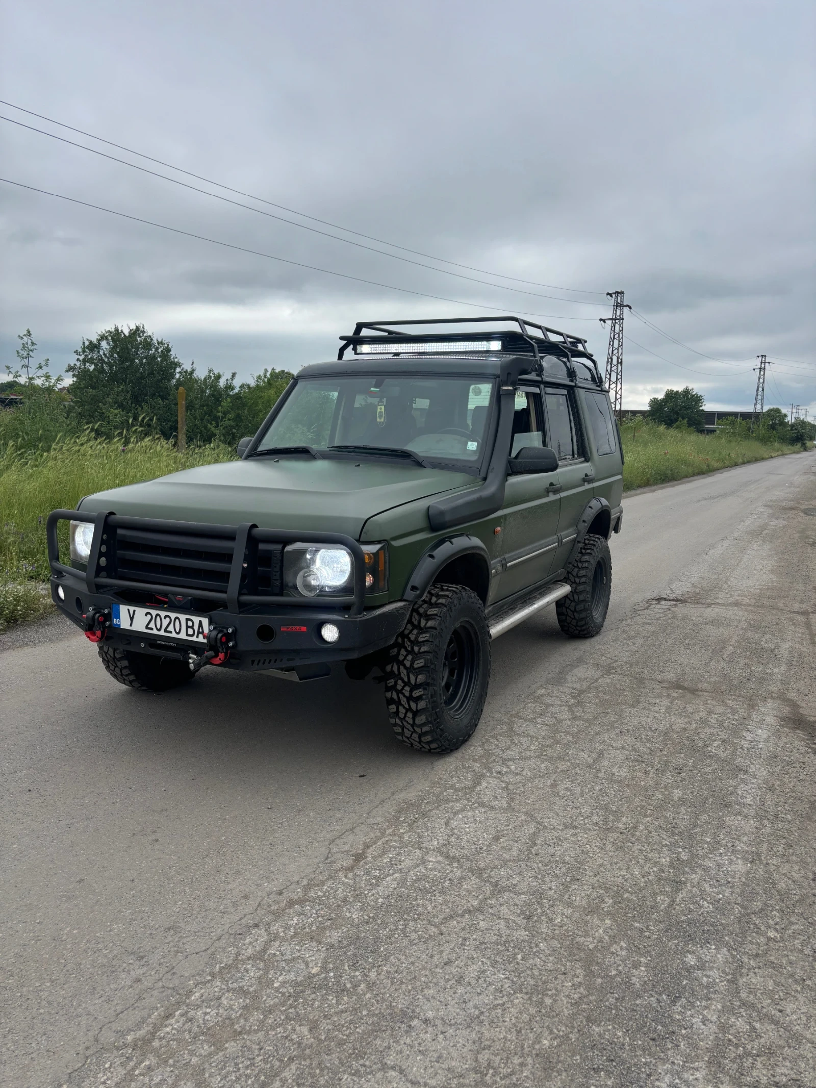 Land Rover Discovery 2.5, снимка 3 - Автомобили и джипове - 55633618