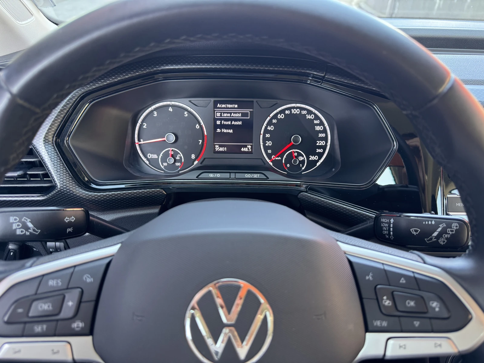 VW T-Cross LIFE+ /1.0TSI/110K.C./6MT, снимка 12 - Автомобили и джипове - 55687395