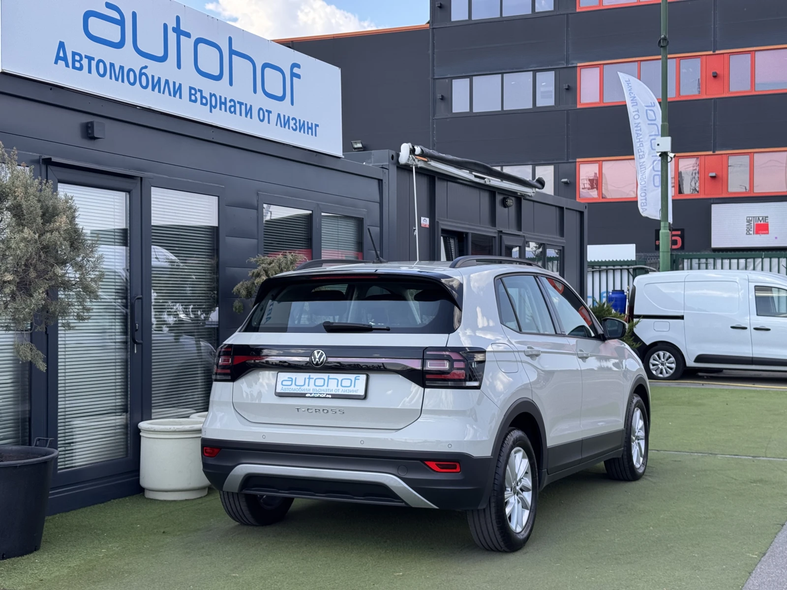 VW T-Cross LIFE+ /1.0TSI/110K.C./6MT, снимка 4 - Автомобили и джипове - 55687395