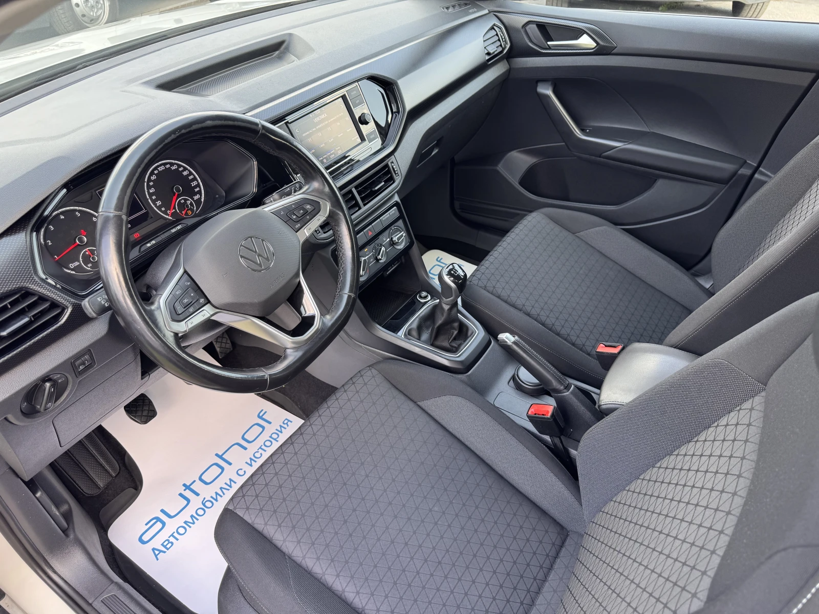 VW T-Cross LIFE+ /1.0TSI/110K.C./6MT, снимка 7 - Автомобили и джипове - 55687395