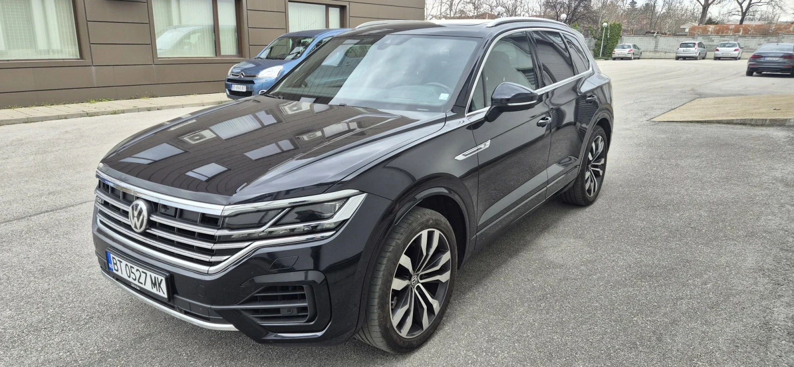 VW Touareg V6 TDI 4MOTION R-line Всички екстри, снимка 13 - Автомобили и джипове - 55804974