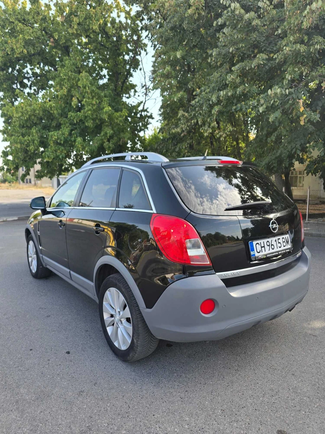 Opel Antara 2.2 CDI, снимка 4 - Автомобили и джипове - 55997719