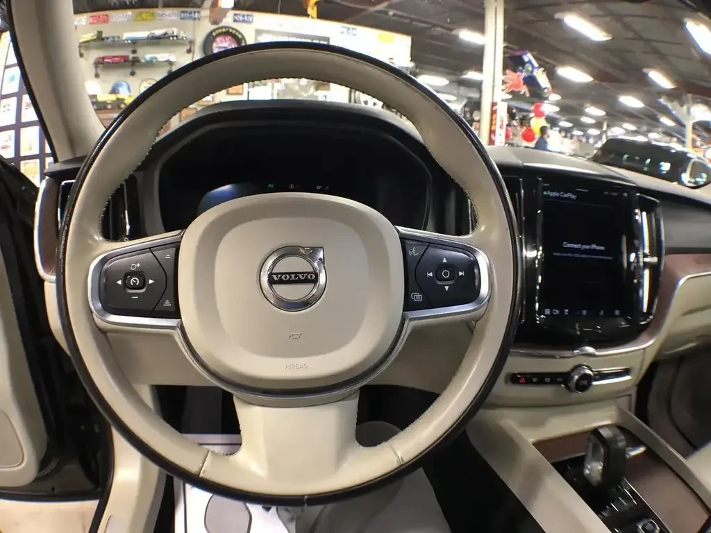 Volvo XC60 Recharge T8 eAWD Inscription Expression | PHEV, снимка 8 - Автомобили и джипове - 56213596