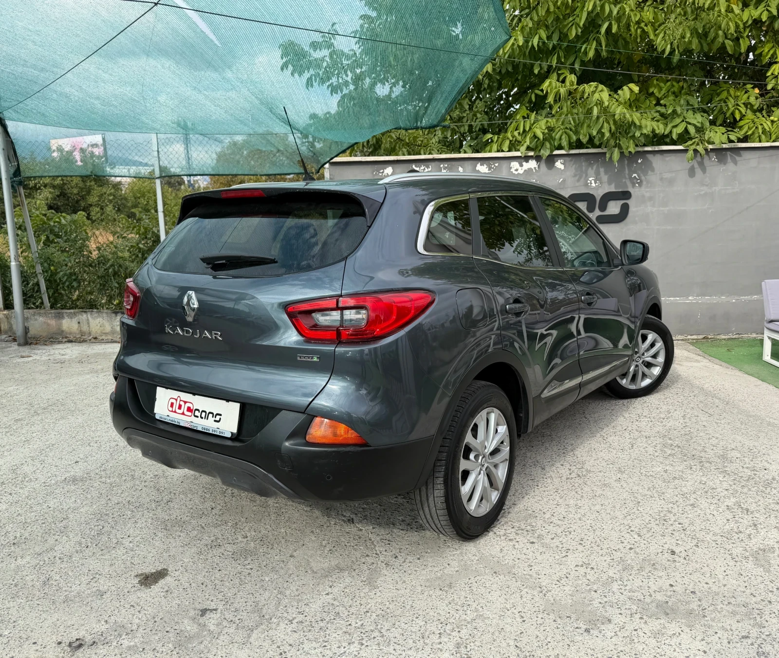 Renault Kadjar 1.5 DCI LED EURO6B, снимка 4 - Автомобили и джипове - 56269291