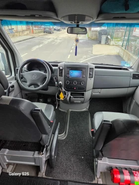 Mercedes-Benz Sprinter 215 CDI 150кс* 9Местен* ФуллЕкстри* , снимка 6