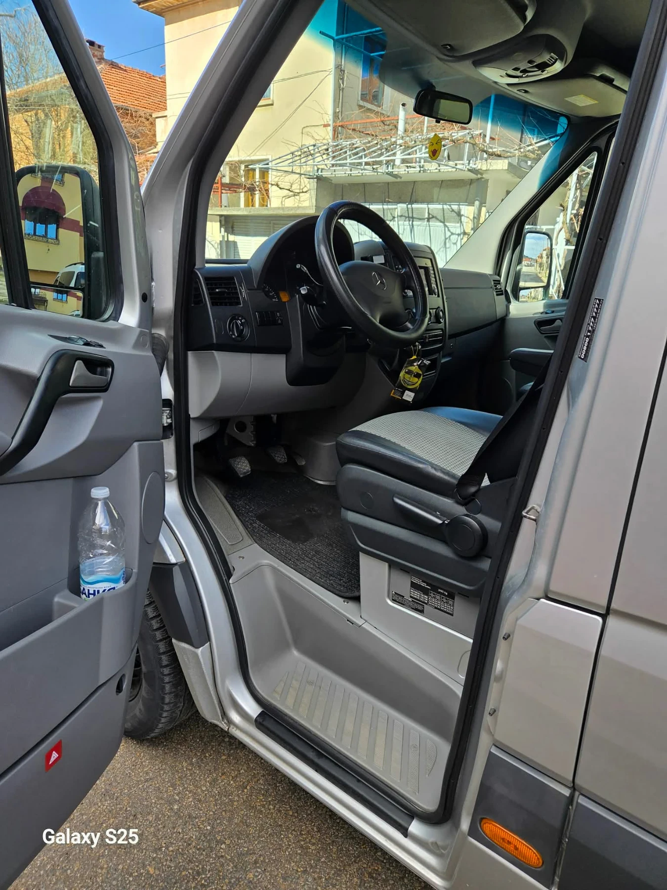 Mercedes-Benz Sprinter 215 CDI 150кс* 9Местен* ФуллЕкстри* , снимка 8 - Бусове и автобуси - 54137431