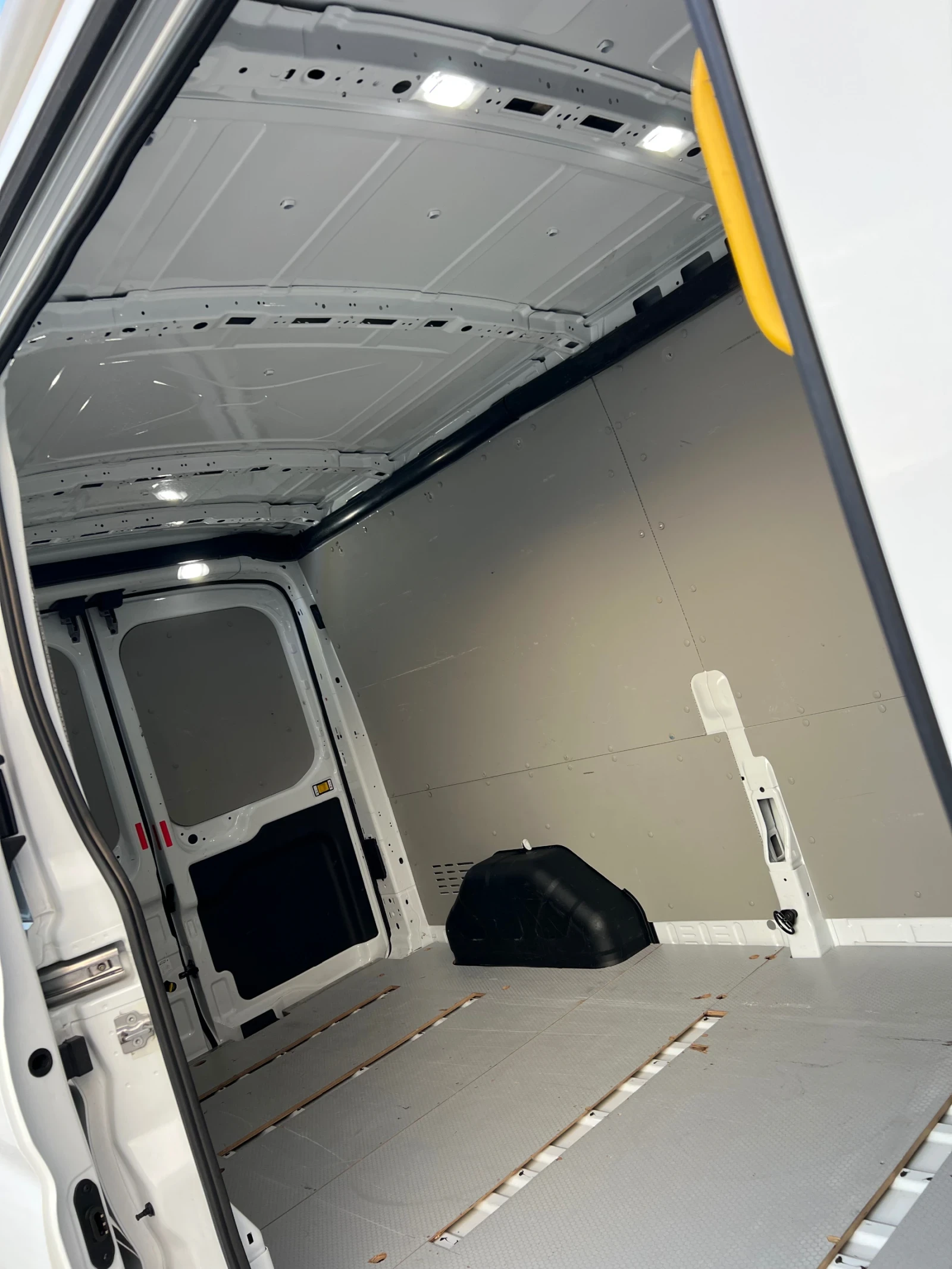 Ford Transit EURO 6-КЛИМАТИК., снимка 14 - Бусове и автобуси - 55826998