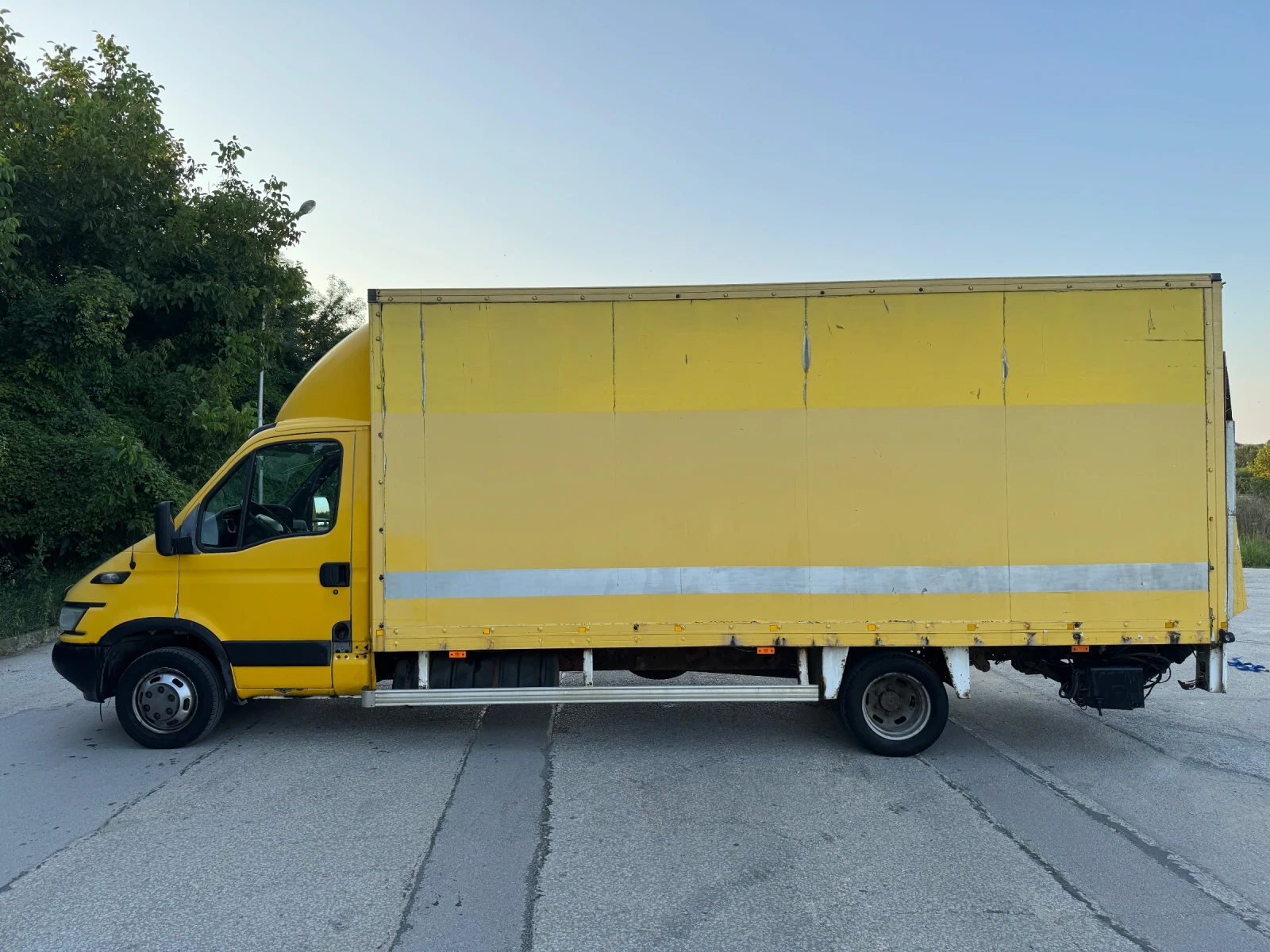 Iveco Daily, снимка 5 - Камиони - 55565213