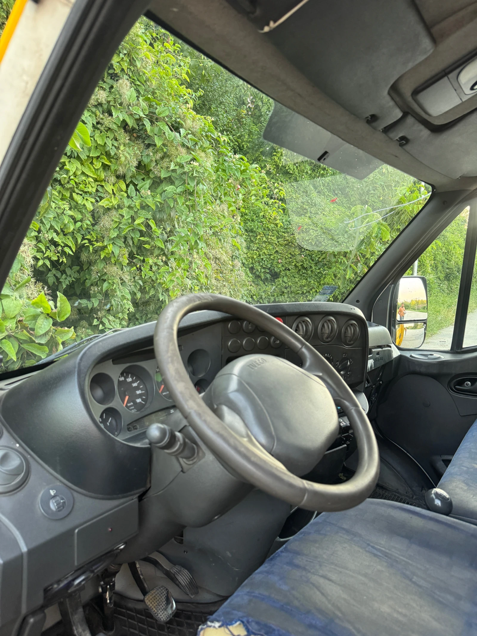 Iveco Daily, снимка 11 - Камиони - 55565213