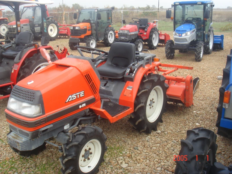 Трактор Kubota СКАЙТРАК, снимка 3 - Селскостопанска техника - 52286431