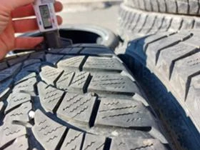 Гуми Зимни 245/45R17, снимка 3
