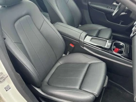 Mercedes-Benz CLA 250  CARFAX * ДИСТРОНИК * СЛЕДЕНЕ НА ЛЕНТИ, снимка 14