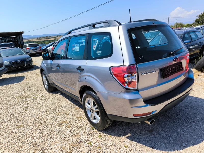 Subaru Forester 2.0I AUTOMAT, снимка 5 - Автомобили и джипове - 46955773