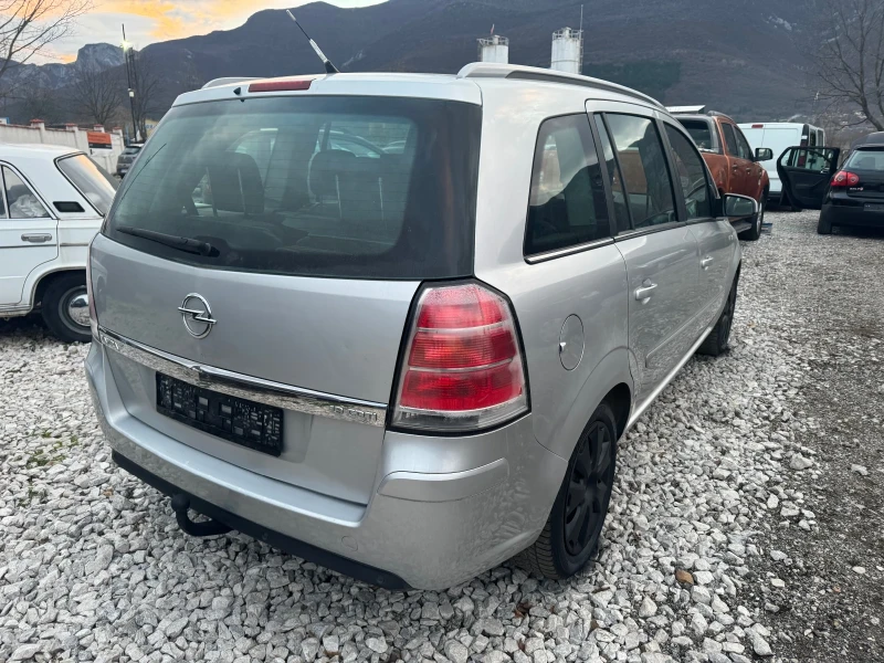 Opel Zafira 1.9CDTI KLIMATR 6ck, снимка 4 - Автомобили и джипове - 48413350