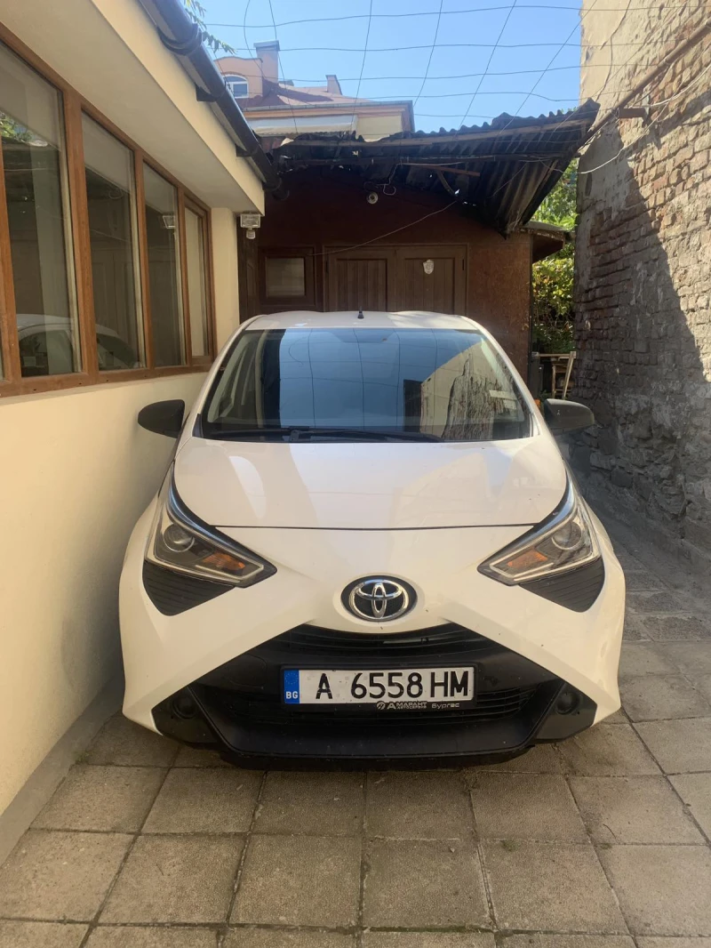 Toyota Aygo 1000, снимка 2 - Автомобили и джипове - 47363314