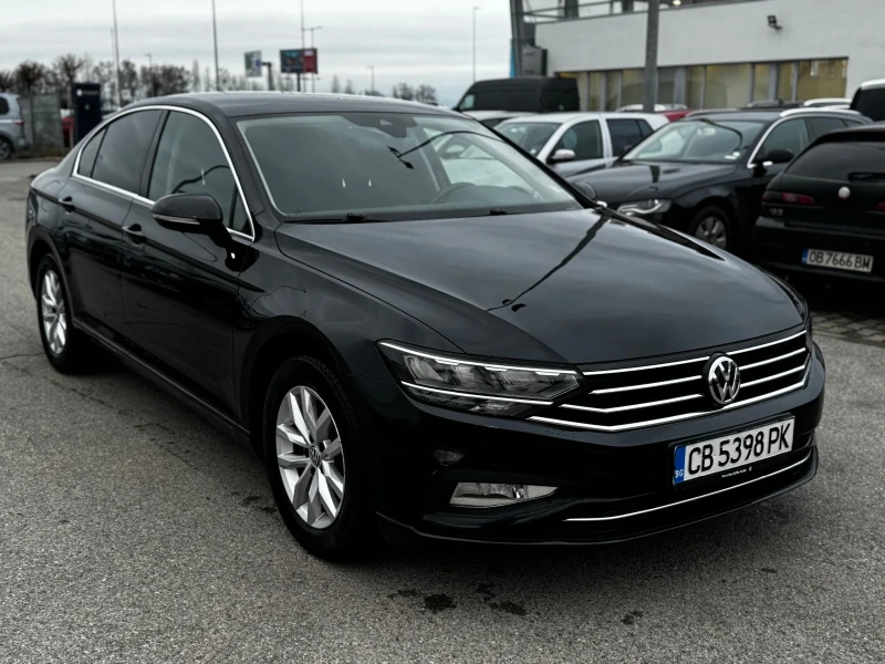 VW Passat, снимка 2 - Автомобили и джипове - 48228329