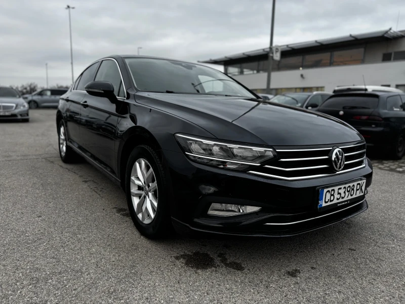 VW Passat, снимка 8 - Автомобили и джипове - 48228329